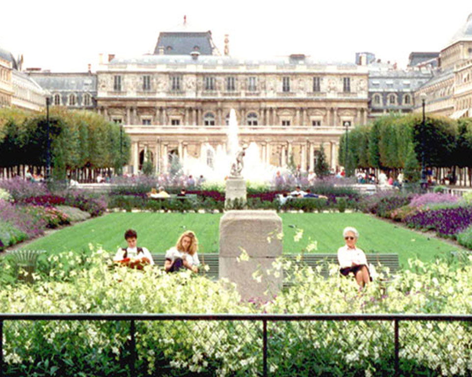 palais-royal.jpg